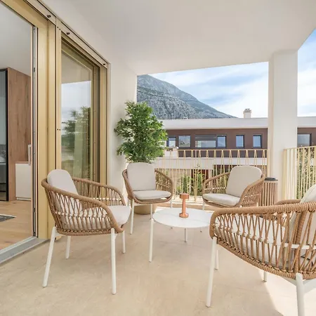 New! Adore Villa Makarska